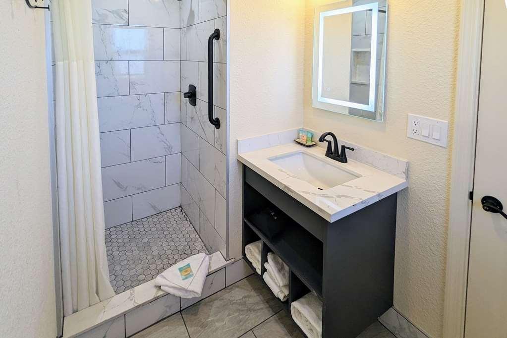 Clarion Collection Wilkie'S Inn Pacific Grove - Monterey Номер фото