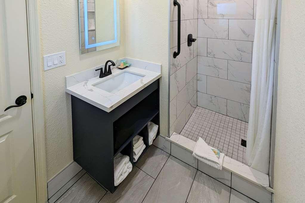 Clarion Collection Wilkie'S Inn Pacific Grove - Monterey Номер фото