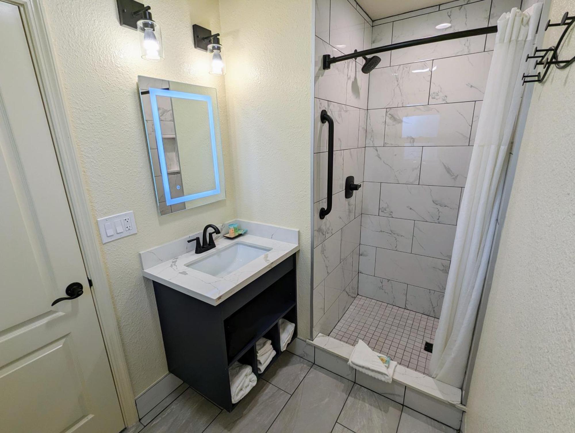 Clarion Collection Wilkie'S Inn Pacific Grove - Monterey Экстерьер фото
